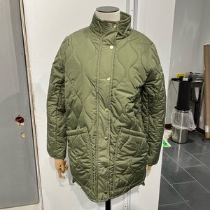 J. Crew Women’s Quilted Cocoon Puffer Jacket - NEW w/ tags - Size Medium